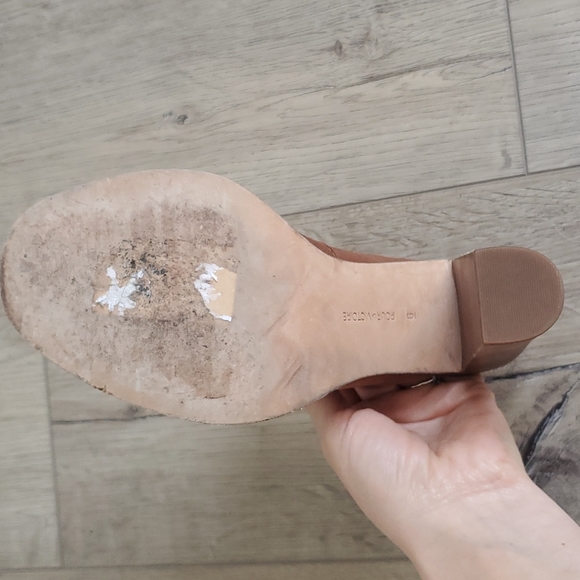 Pour La Victorie Leather Mules - Picture 3 of 4